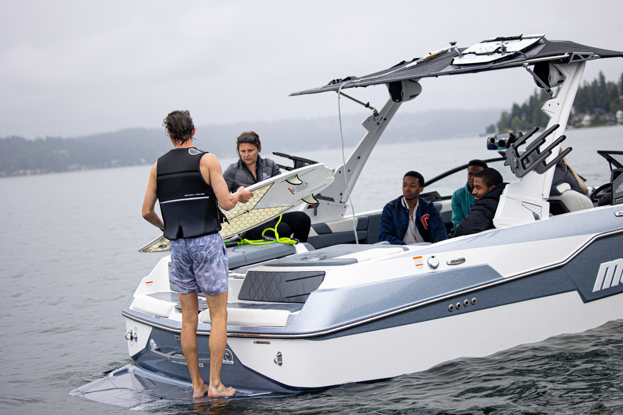 Discover the Magic of Fall Boating in Seattle